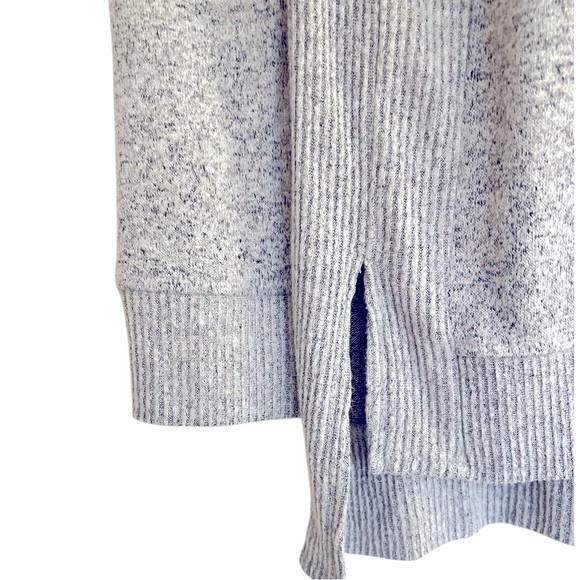 Market & Spruce Heathered Gray Women’s Sweater Size S-EUC - Picture 4 of 4